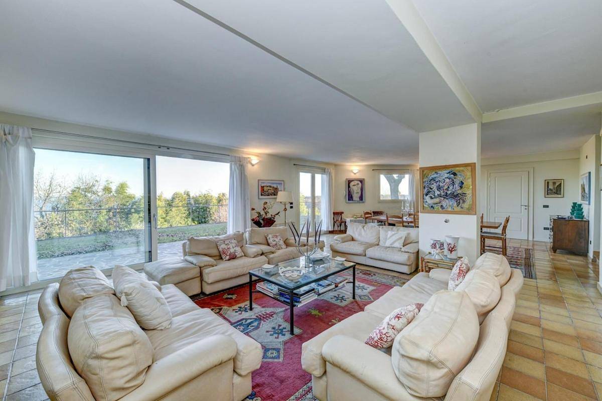 Villa Mirador in Padenghe sul Garda, Prealpi Gardesane