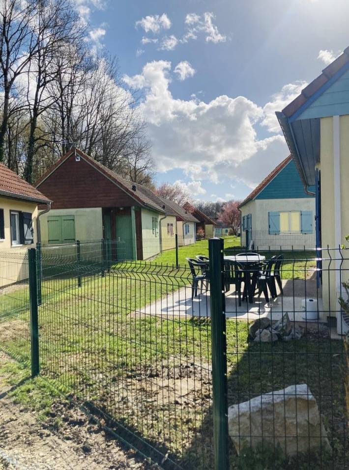 Gîte pour 6 personnes, avec vue sur le lac ainsi que terrasse et jardin dans Marne - 3