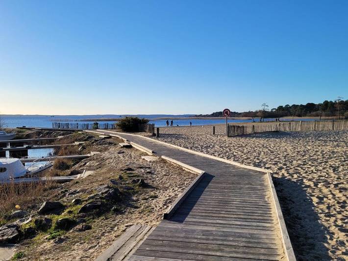 Camping pour 6 personnes, avec Terrasse et Piscine