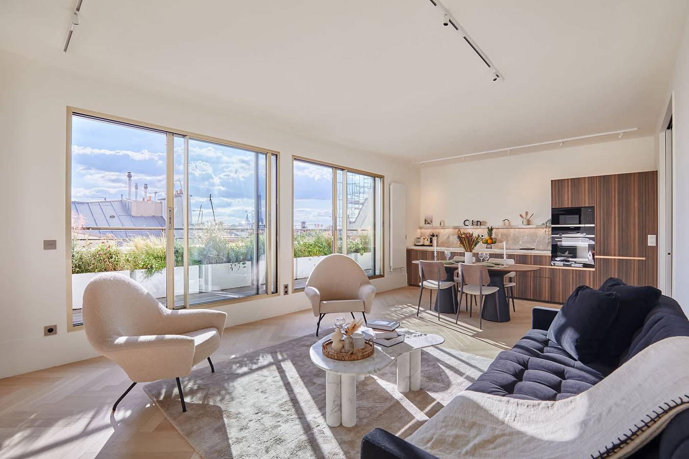 Appartamento intero, Penthouse with view of the Eiffel Tower-Faubourg in Parigi, Ile-de-France