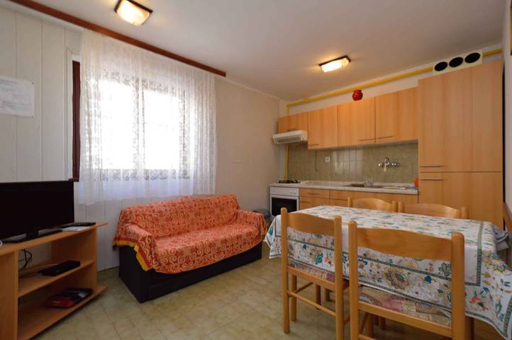 Gîte pour 4 personnes, avec jardin à Pula - 4