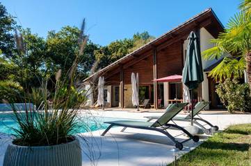 Chambre d’hôte pour 2 personnes, avec piscine ainsi que terrasse et vue à Saint-Paul-lès-Dax