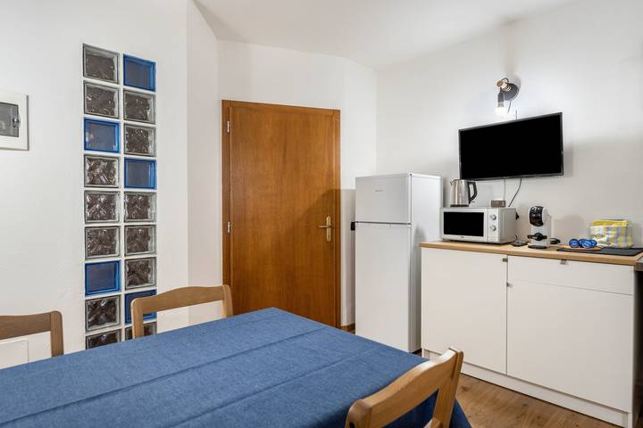 Entire apartment, Apartment 'Ride Home 3' with Mountain View, Shared Garden and Wi-Fi in Mastellina, Commezzadura