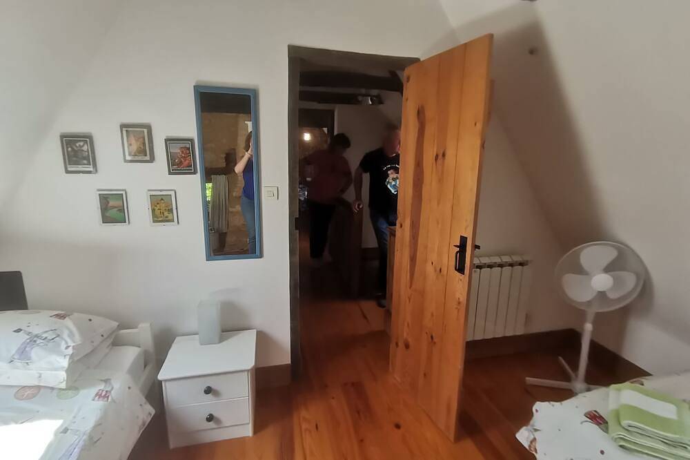 Gite tout confort 4personnes avec piscine, proche Lot, Dordogne, Lot et Garonne in Marminiac, Quercy