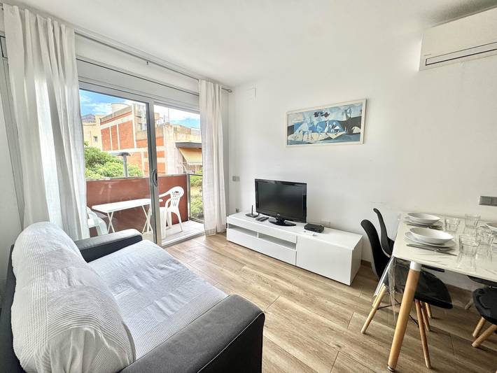 Entire vacation apartment, Tg. Apartment in Roses center with parking in Roses Centre, Roses