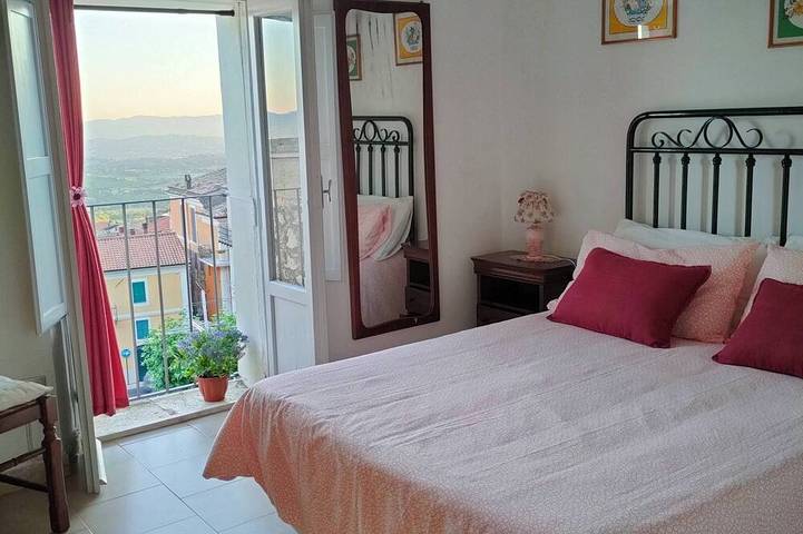 Gîte pour 4 personnes, avec terrasse à San Donato Val di Comino - 2