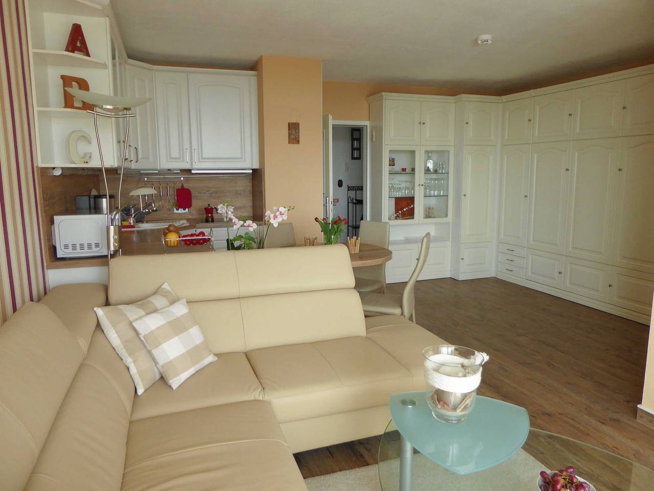 Ganze Ferienwohnung, Apartment Meeresbrise, Prinz Hamlet - Prinz Hamlet 7. Stock, Ostseite, Balkon, Meerblick, Pool in Pelzerhaken Strand, Südstrand Pelzerhaken