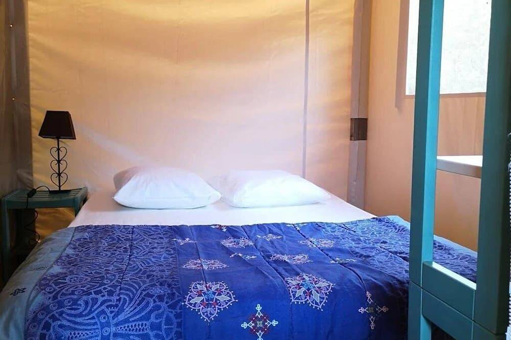 Zecamping 4* familial pet friendly restaurant et espace aquatique in Challans, Loire Valley