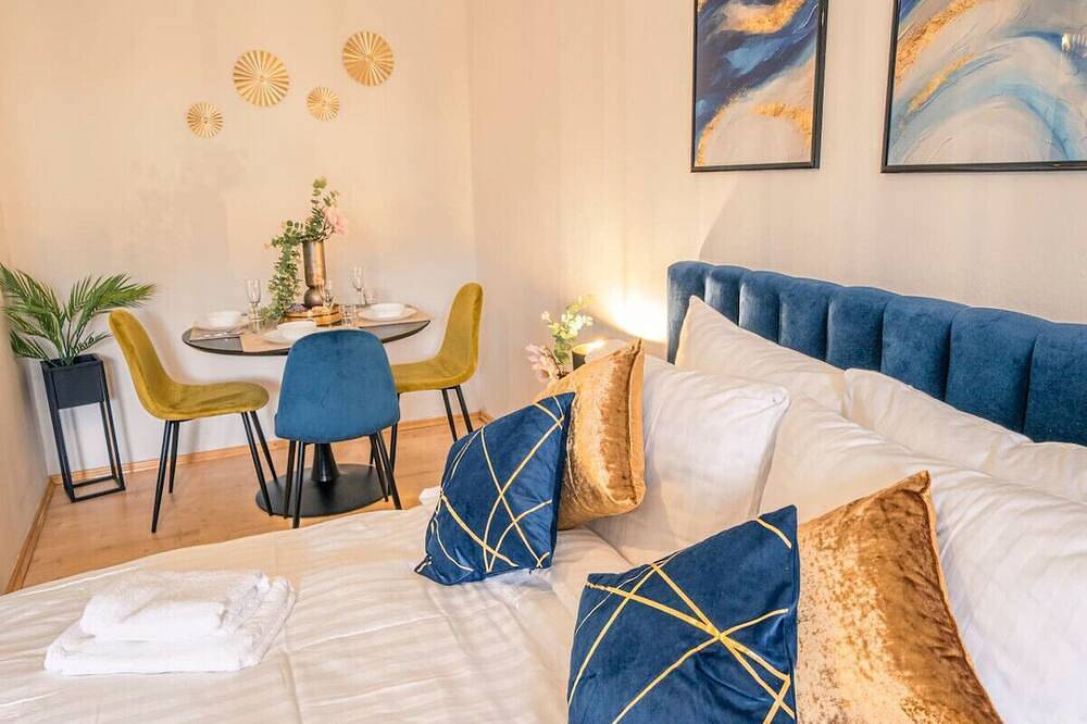 Ganze Wohnung, City Heart | 2min to station in Ludwigshafen, Kurpfalz