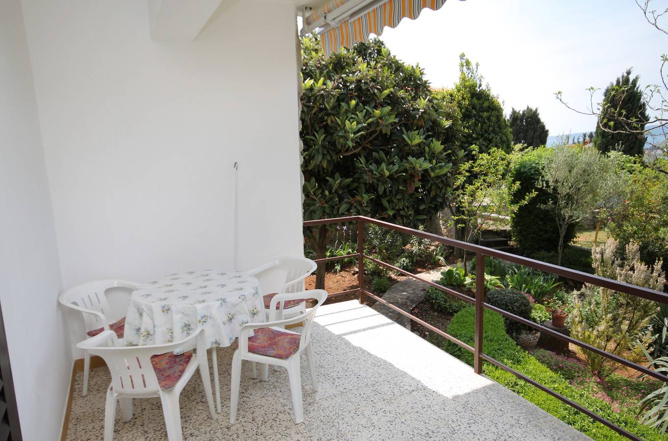 Ganze Wohnung, 2-Zimmer-Ferienwohnung mit Terrasse Krk A-5318-a in Krk Stadt, Krk