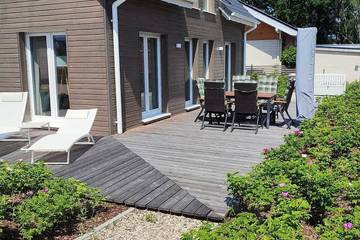 Ferienhaus für 6 Personen, mit Garten in Flecken Zechlin