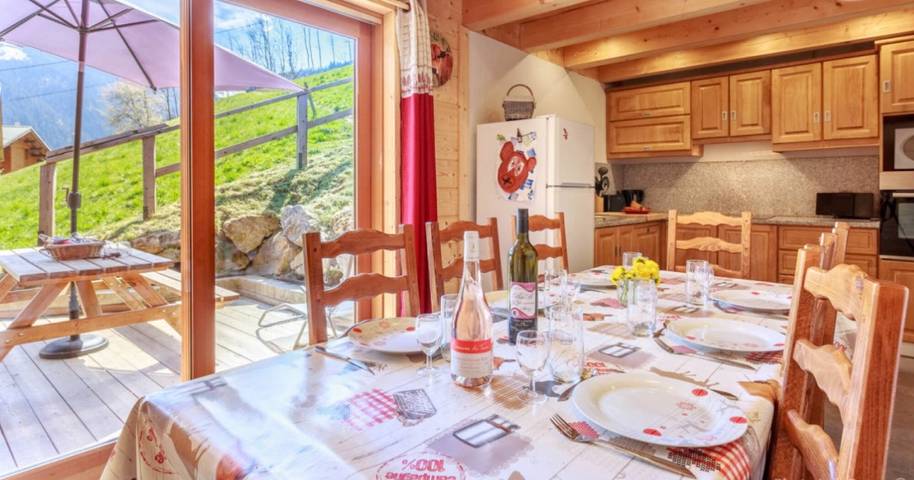 Chalet 'Les Tarines 2' with Mountain View, Private Terrace and Wi-Fi in Beaufort (Rhône-Alpes), Albertville region