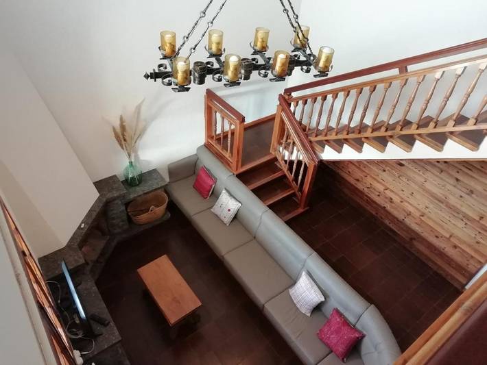 Casa rural para 9 personas, con piscina además de jardín y vistas, Se admiten mascotas en Osona - 4