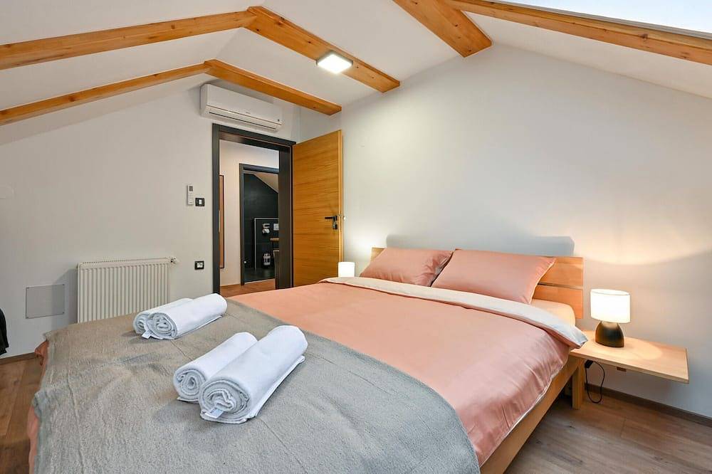 Amazing home in Vitesinec with sauna in Varazdin