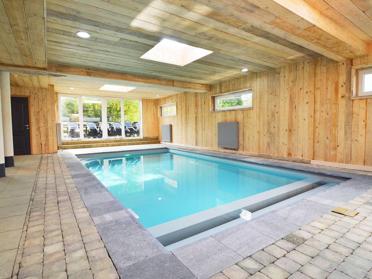 Casa para grupos en Malmédy con bienestar y piscina cubierta in Malmedy, Parque Natural Hautes Fagnes