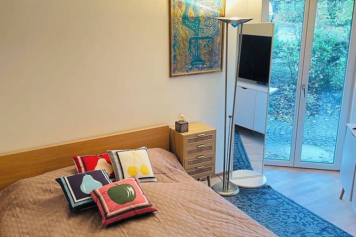 Ganze Wohnung, Your exclusive 2room & 2bathroom natural holiday home in Winterthur 6 Töss, Winterthur
