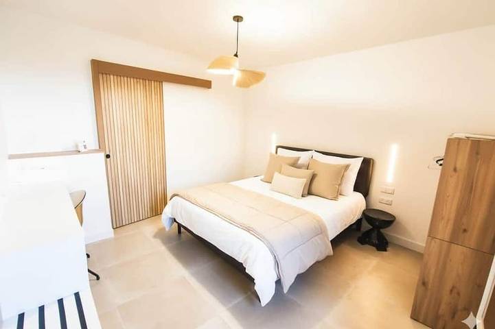 Gîte pour 2 personnes, avec balcon et jardin dans Olmo