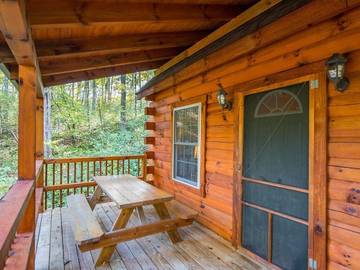 Lake House for 8 Guests in Hocking Hills, Ohio, Picture 1