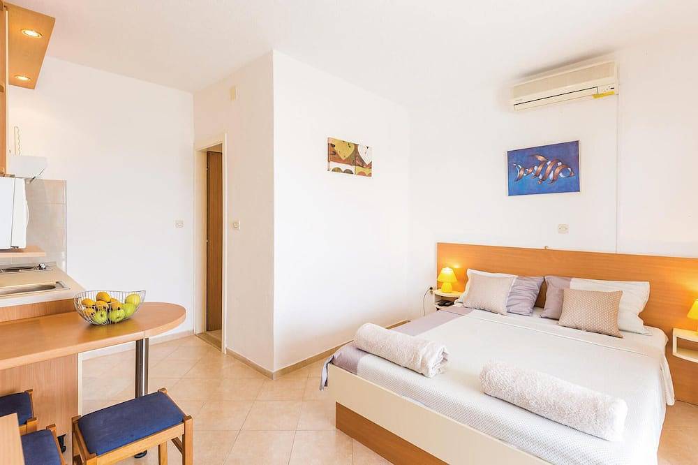 Hel lejlighed, Stunning apartment in Brela in Brela, Makarska Riviera