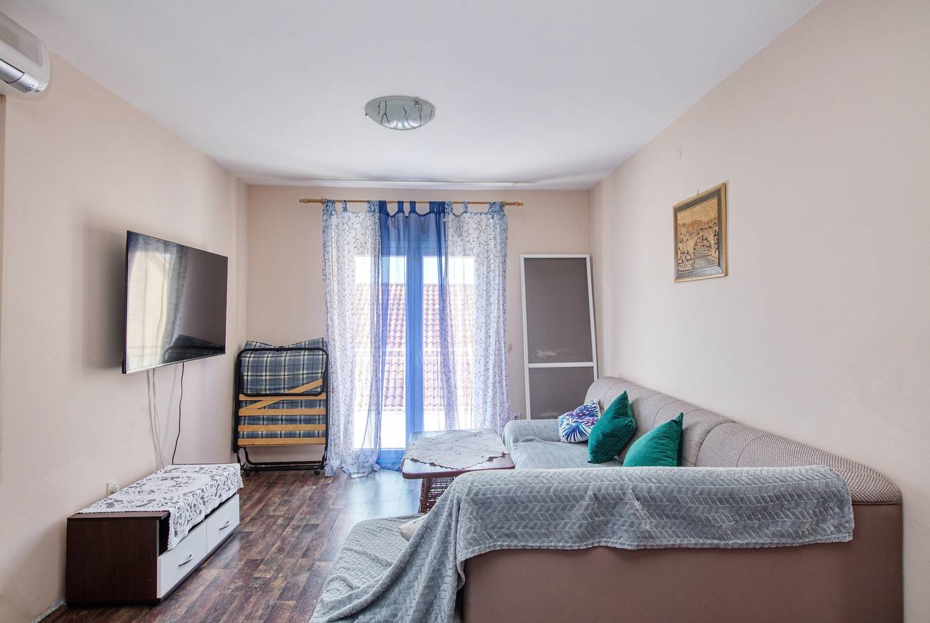 Entire apartment, Two bedroom apartment with terrace and sea view Biograd na Moru, Biograd A-18665-b in Biograd na Moru, Zadar
