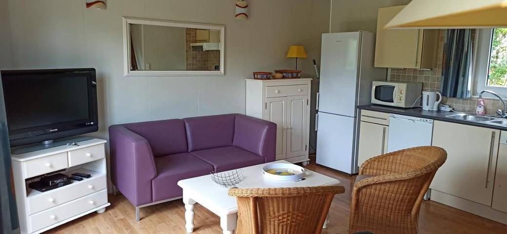 Gîte pour 4 personnes, avec jardin ainsi que vue et vue sur le lac dans Lac du Causse - 2