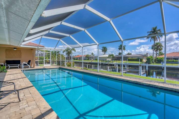 Vacation rental for 6 people, with pool, with pets in Punta Gorda