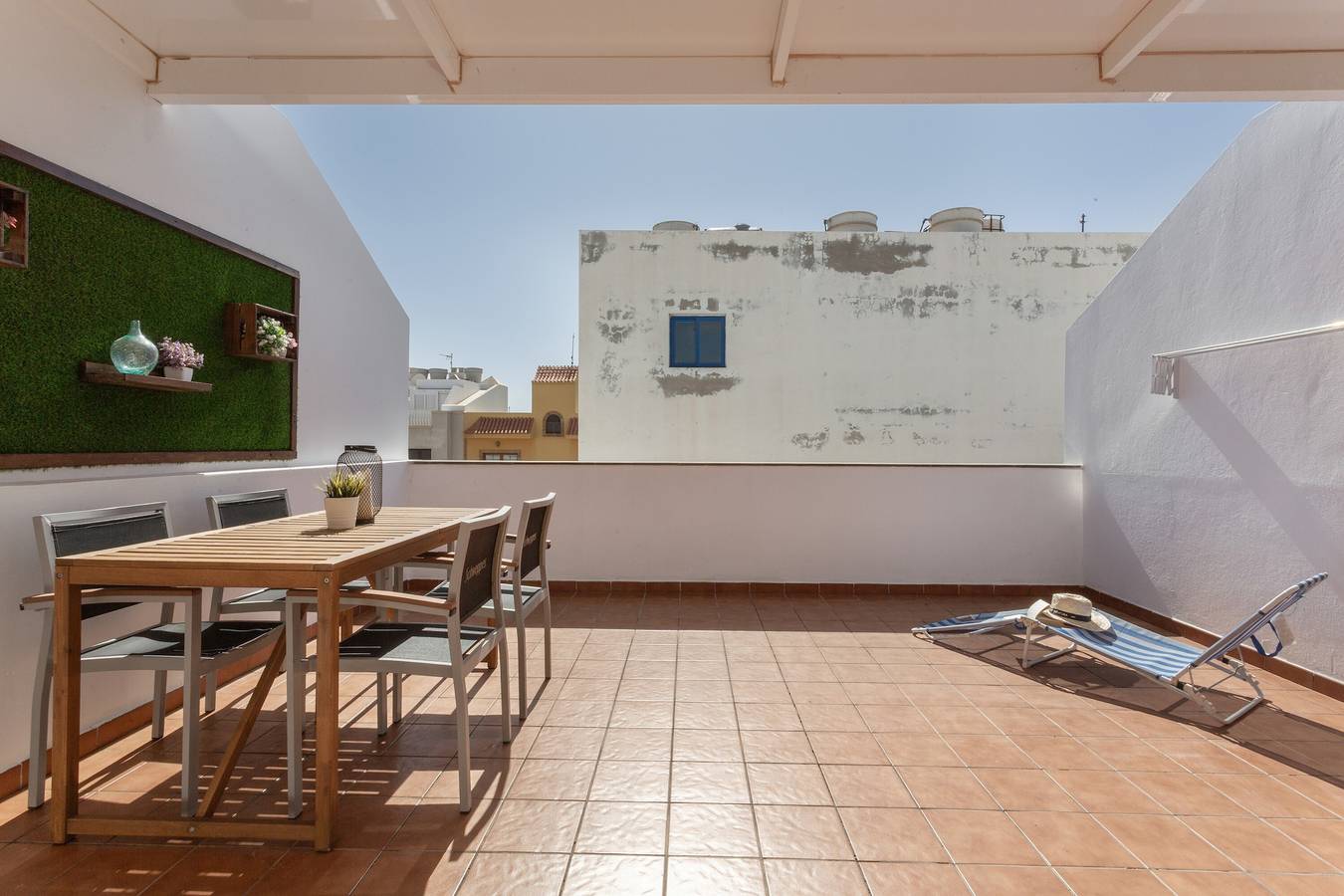 Appartement entier, Appartement de vacances 'Alba - El Cotillo' avec balcon et Wi-Fi in Piedra Playa, La Oliva