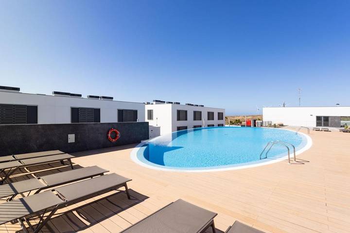 Ferienwohnung für 4 Personen, mit Garten und Pool sowie Ausblick - 1