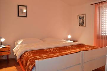 Ferienwohnung für 4 Personen in Starigrad Paklenica, Starigrad, Bild 3
