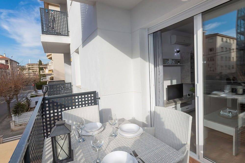 Ganze Wohnung, Herrliche Wohnung für 4 Leute mit Pool,  W-Lan, Klimaanlage, Tv, Balkon und Parkplatz in Segur de Calafell, Calafell