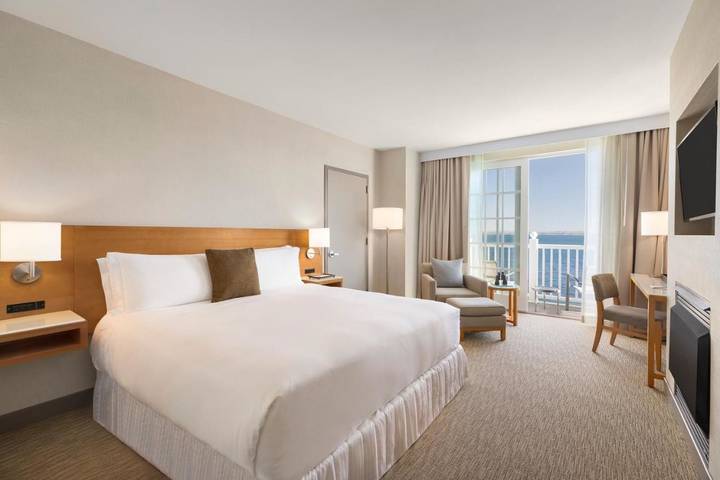 Station pour 2 personnes, avec jacuzzi ainsi que piscine et terrasse à Monterey - 3