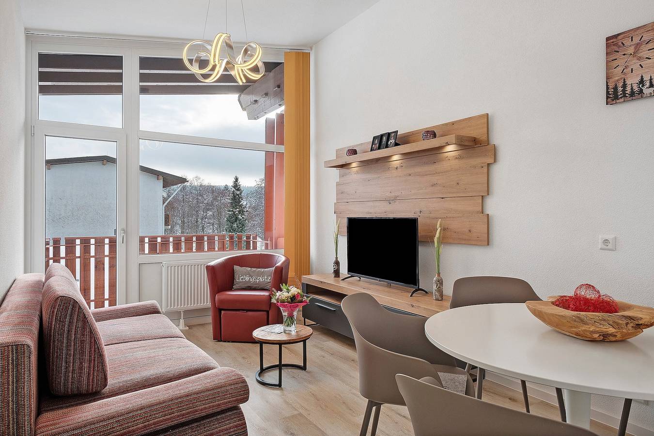 Ganze Wohnung, Ferienwohnung 'Lieblingsplatz Mit Innenpool' mit gemeinsamer Terrasse, gemeinsamem Garten und Wi-Fi in Schluchsee, Südschwarzwald