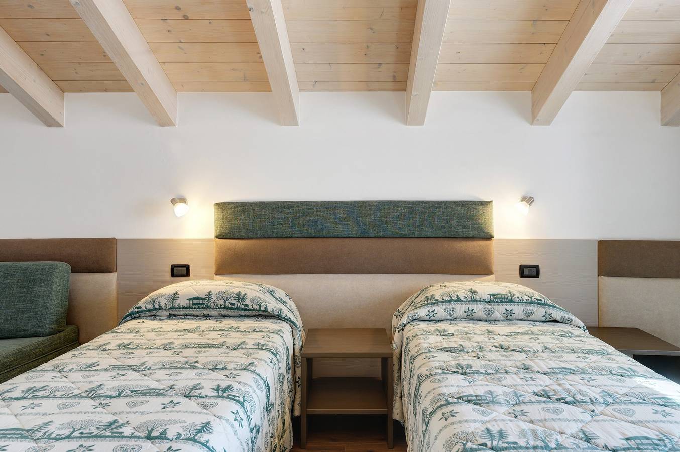 Appartamento intero, Appartamento 'La Canonica Rosmarino' con Vista Montagna, Giardino Condiviso e Wi-Fi in Carnalez, Novella (Trentino)