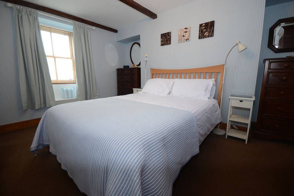 Ganze Wohnung, Driftwood Cottage in der Nähe von Portsoys historischem Hafen mit atemberaubendem Garten in Portsoy, Aberdeenshire