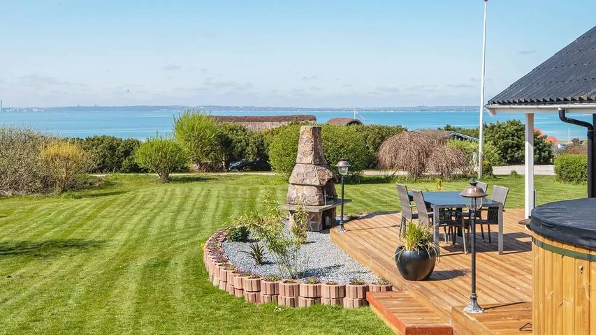 Ferienhaus für 8 Personen, mit Sauna und Whirlpool sowie Terrasse, mit Haustier in Djursland - 2