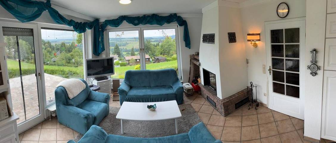 Ferienhaus für 6 Personen, mit Ausblick und Sauna sowie Garten und Pool in Stadtkyll - 3