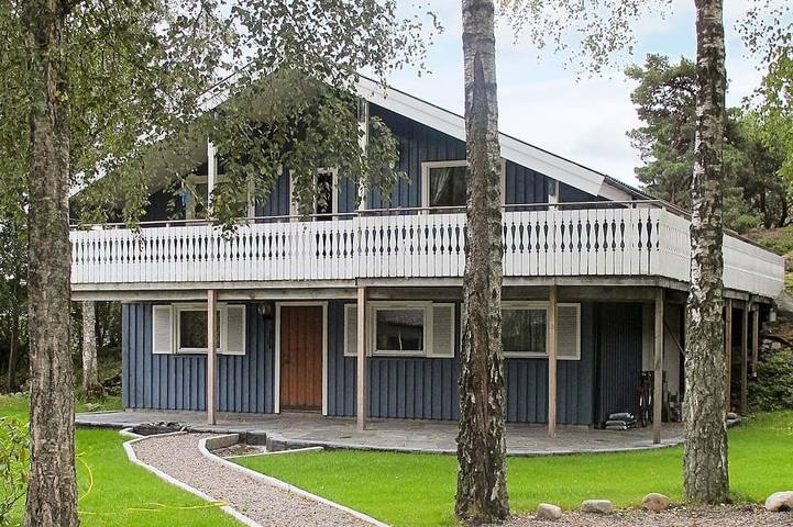Ferienhaus für 6 Personen, mit Terrasse und Garten in Strömstad