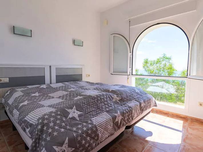 Gîte pour 6 personnes, avec piscine et terrasse dans Benitachell - 4