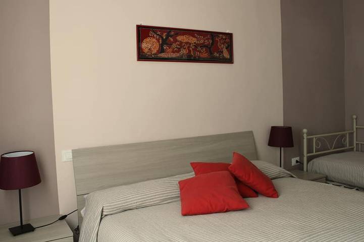 Ganze Wohnung, Simone and Simona apartment, relaxation at Lake Garda in Peschiera del Garda, Gardasee-Berge