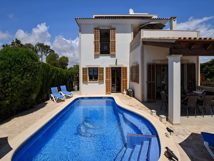 Ferienhaus für 6 Personen, mit Balkon/Terrasse und Terrasse sowie Pool in Cala Santanyí - 2