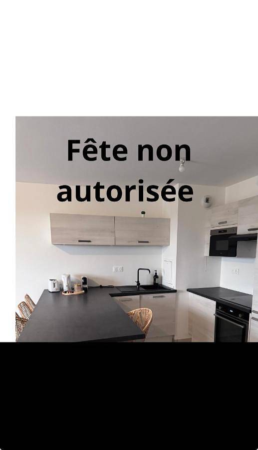 Gîte pour 4 personnes, avec Balcon à Coignières