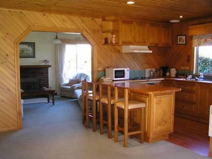 Holiday home for 6 people, with hot tub and garden as well as terrace in Tasmania