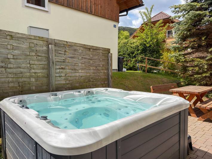 Ferienhaus für 8 Personen, mit Balkon und Whirlpool sowie Terrasse und Garten im Lungau - 2