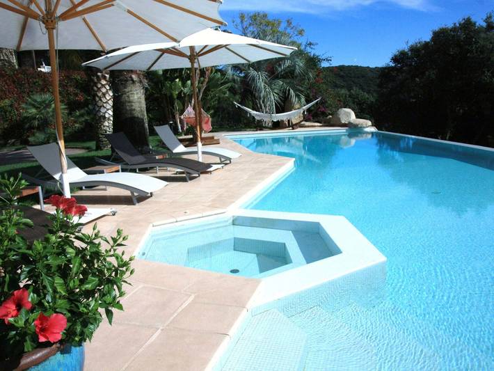 Maison de vacances pour 8 personnes, avec piscine ainsi que balcon et jardin - 1