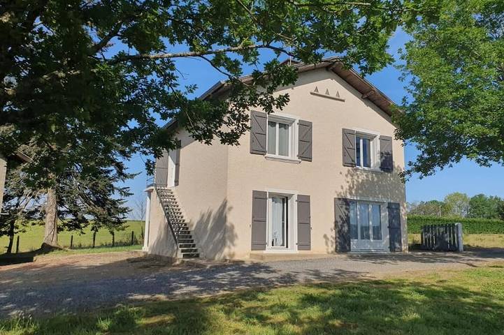 Location de vacances pour 6 personnes, avec jardin à Mugron