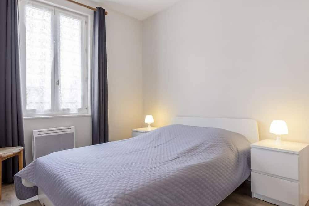 Entire apartment, Le Petit Robinson by Interhome in La Richardais, Saint-Malo region