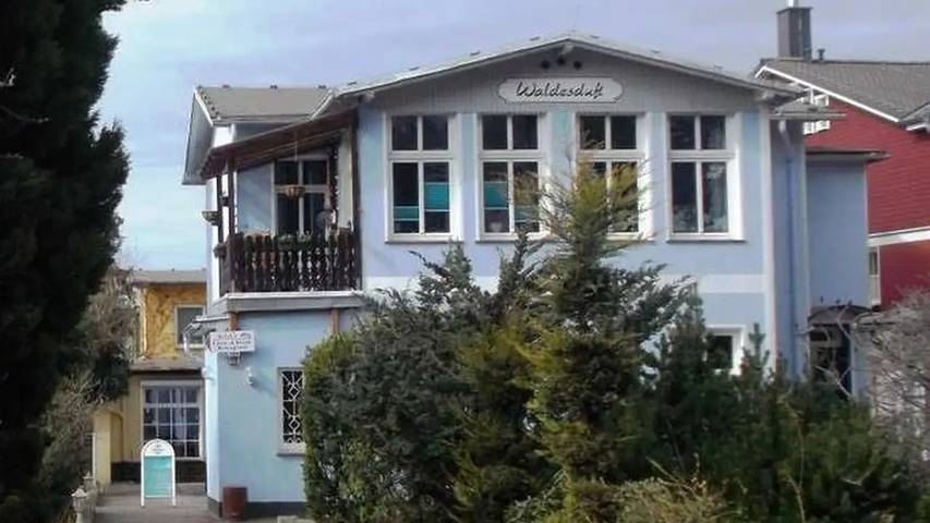 Bungalow für 4 Personen, mit Garten