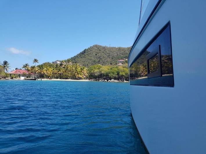 Bateau pour 2 personnes, avec balcon et vue en Guadeloupe