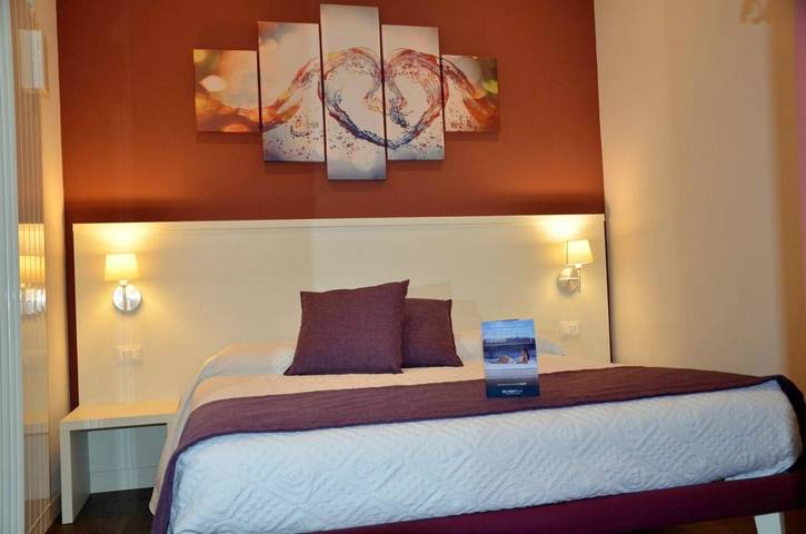 Chambre d’hôte pour 2 personnes, avec jardin ainsi que vue et vue sur le lac à Sirmione - 3