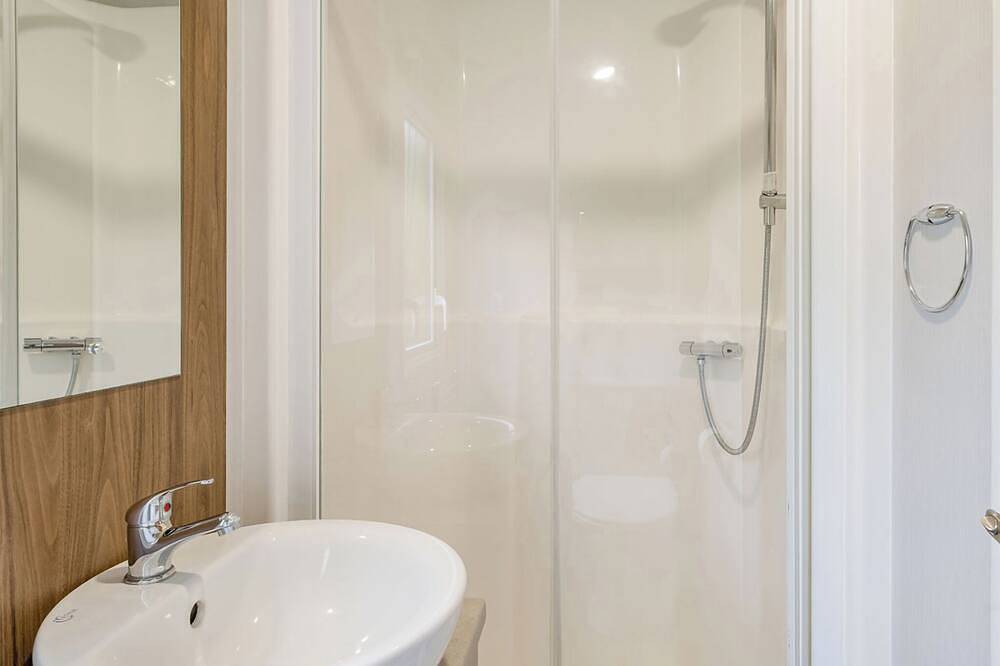 Gold Premium Caravan with parking in Cornwall